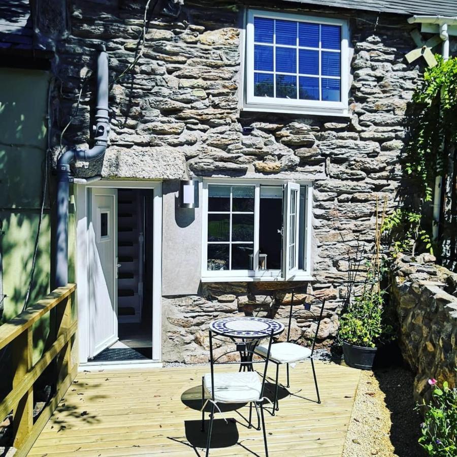 Captivating Isolde Cottage With Pool Near St Ives แคมบอร์น ภายนอก รูปภาพ